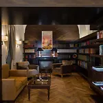 Falkensteiner Velden - The Leading Of The World