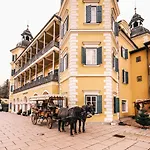 Falkensteiner Velden - The Leading Of The World