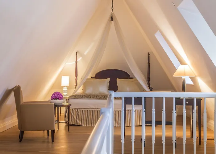 Falkensteiner Velden - The Leading Of The World