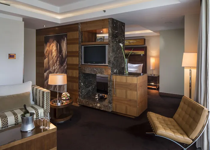 Hotel Falkensteiner Velden - The Leading Of The World Velden am Wörthersee